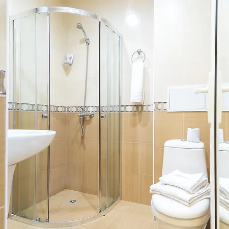 Aparthotel Admiral Plaza 4*