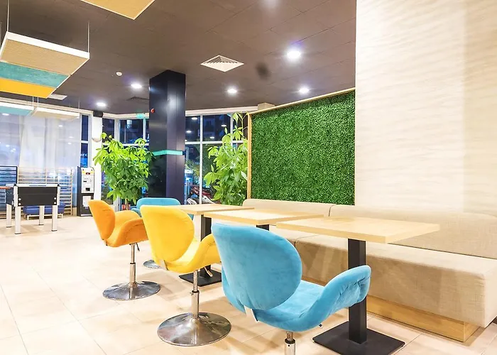 Ξενοδοχείο με διαμερίσματα Admiral Plaza