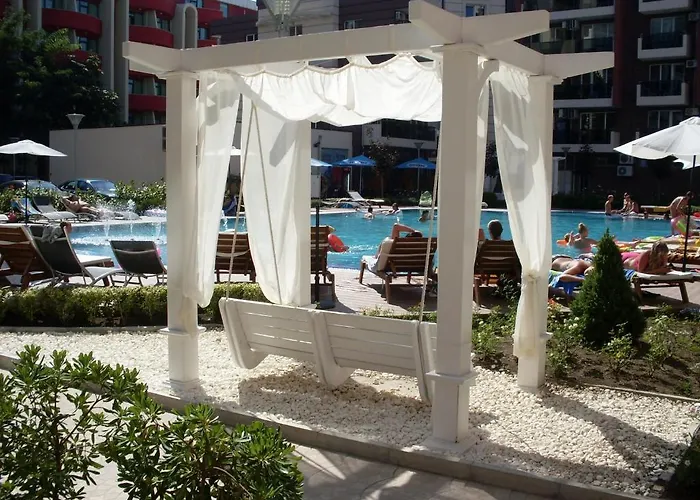 Admiral Plaza Σάνι Μπιτς