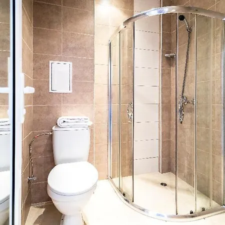 Admiral Plaza 公寓式酒店