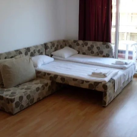 公寓式酒店 Admiral Plaza 阳光海滩