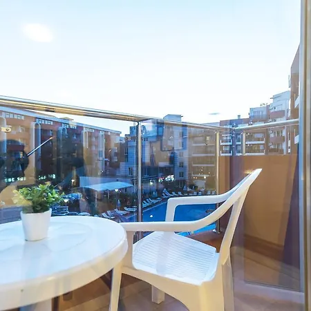 Aparthotel Admiral Plaza